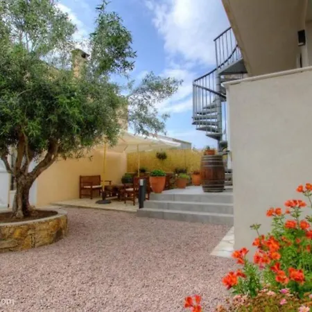 شقة Ideal Emplacement 3 *